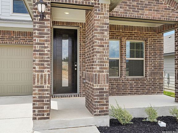 4th image of 10310 Bluebell Ln