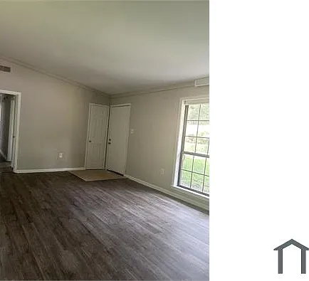 926 Branch St — Photo 5