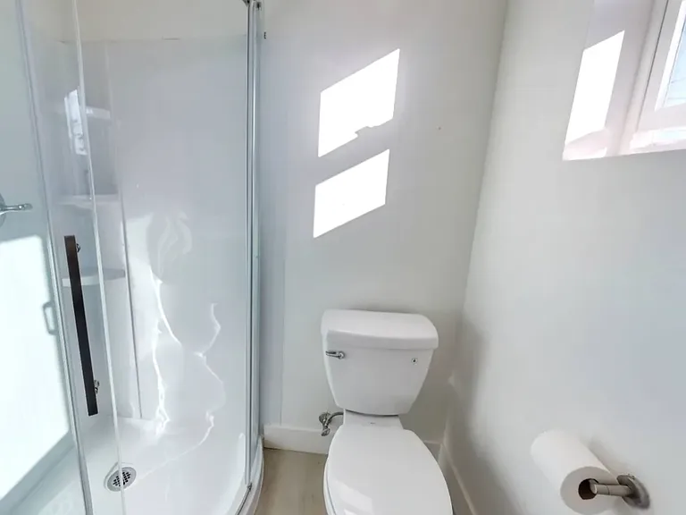 1224 W 37th Pl — Photo 19