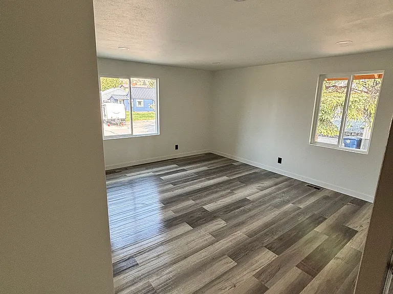 612 E Okanogan Ave #A — Photo 10