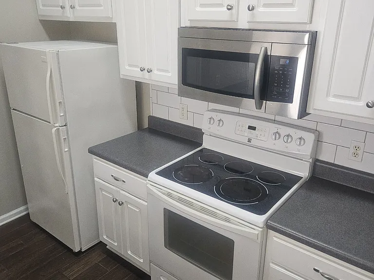 1014 Stonemark Trl — Photo 10