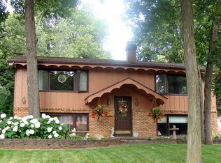 2625 Alameda St, Cedar Falls, IA 50613