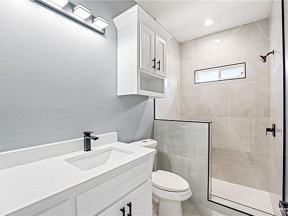 5th image of 6031 Napa Ave