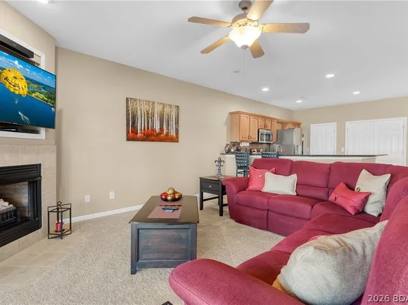 55 Cedar Green Ln #4-G, Camdenton, MO 65020