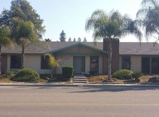 915 W Whitendale Ave, Visalia, CA 93277