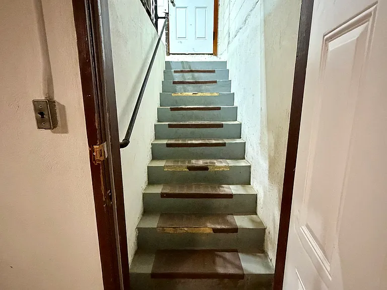 11 Rose Ct — Photo 39