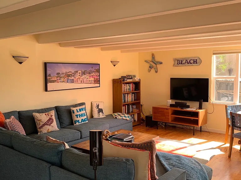 513 Seacliff Dr — Photo 5