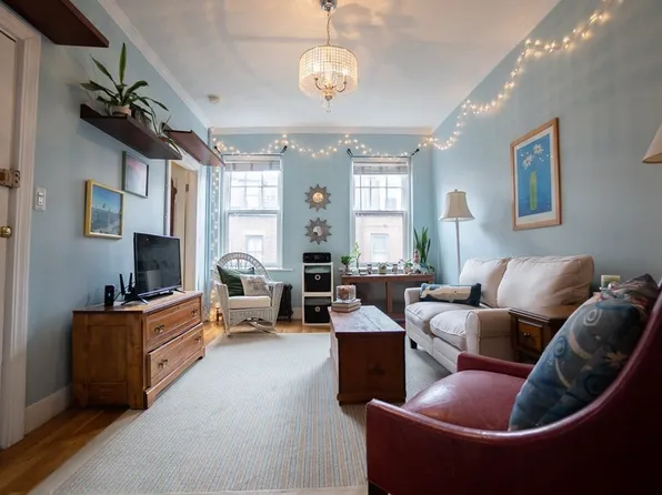 11 Irving St APT 6, Boston, MA 02114