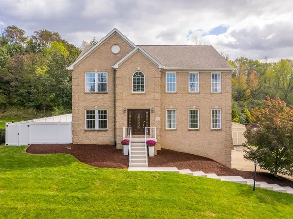 313 Blackheath Dr, Pittsburgh, PA 15205