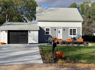 106 6th Ave NW, Clark, SD 57225