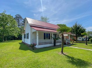 208 N Johnson St, Samson, AL 36477