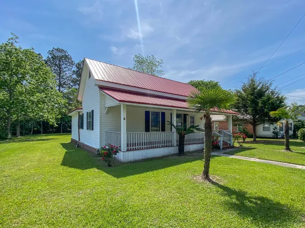 208 N Johnson St, Samson, AL 36477