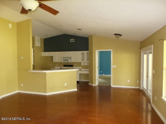 2nd image of 11699 Autumn Creek Dr