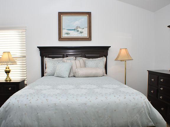5th image of 1235 Country Club Dr #1421