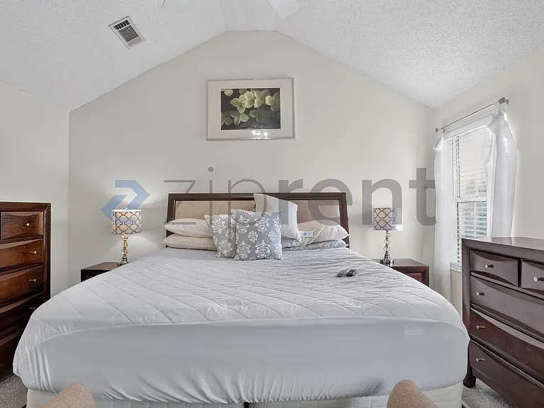 2354 Charleston Pointe SE — Photo 22
