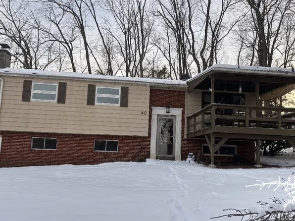 40 Grace St, Imperial, PA 15126