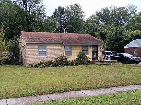 3rd image of 4706 Fairley Rd