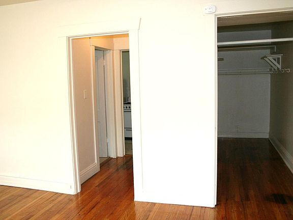 3rd image of 720 E 12th Ave