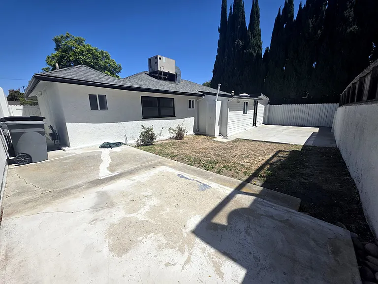 25602 January Dr — Photo 14