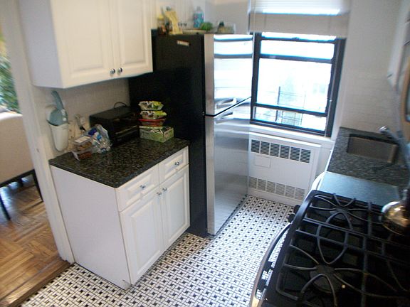 2nd image of 399 E 72nd St APT 14E