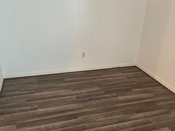 3rd image of 5558 Cabot Dr N