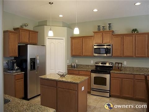 Spacious Kitchen