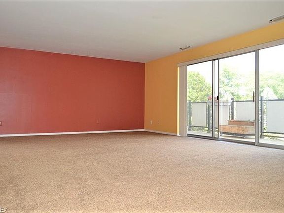 5th image of 255 N Portage Path APT 303