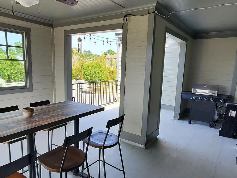 6076 Cushing Cir — Photo 2