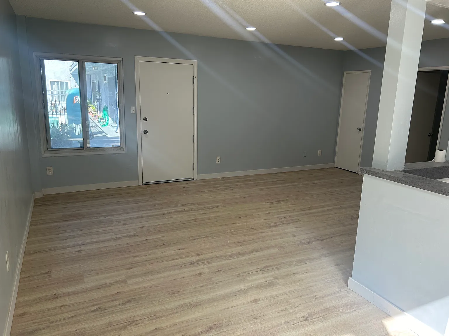 8654 Falmouth Ave — Photo 4