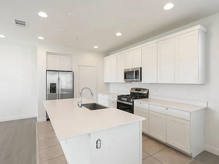 11604 Kindle Corner Ave — Photo 16