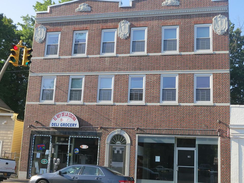 1st image of 148 Main St APT 2W