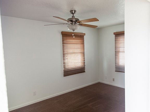 2nd image of 520 Madison Ave