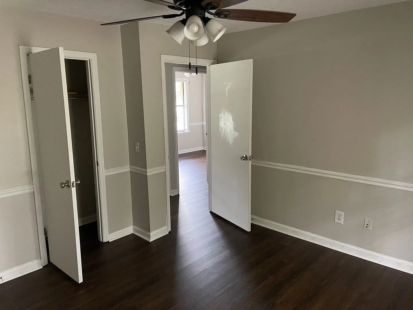 Charming 3-Bedroom, 1-Bath Rental Home with Fenced Yard! — Photo 2