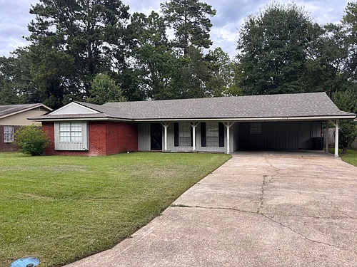714 Monterrey Ln Photo 1