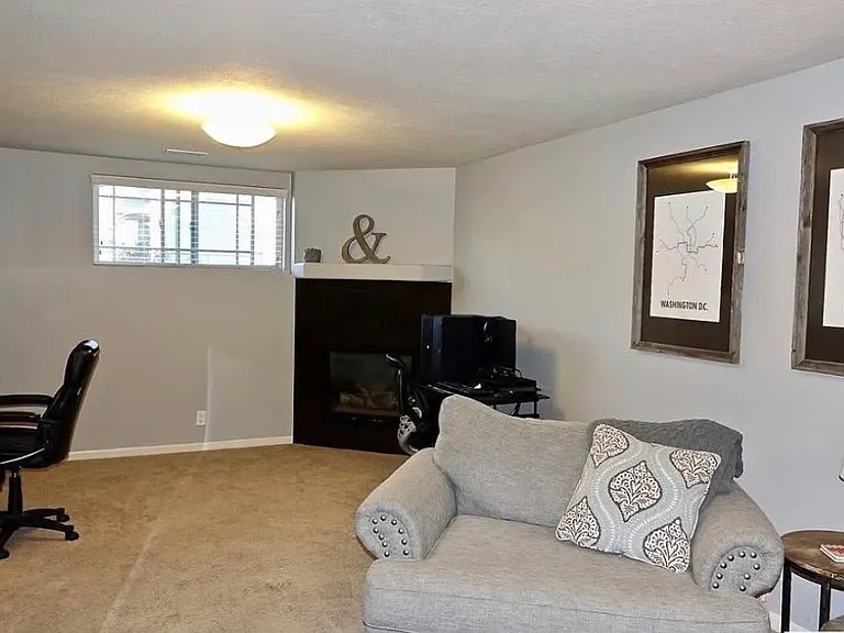 19512 Gail Ave — Photo 6