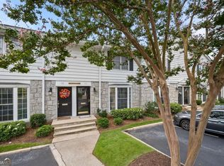136 Peachtree Memorial Dr NW #11, Atlanta, GA