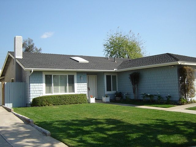 2nd image of 175 S Shattuck Pl