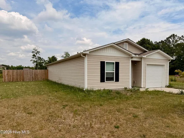 1105 Hope Farm Drive, Tarboro, NC 27886