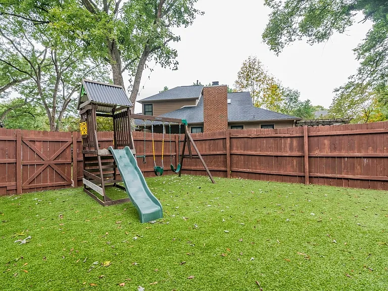 3516 Mill Stream Ct — Photo 7