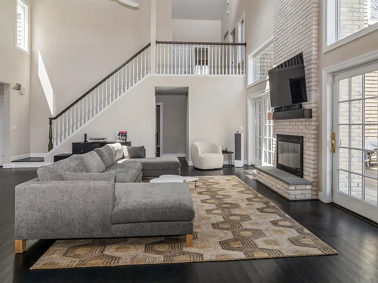 8 Indian Pipe Dr — Photo 14