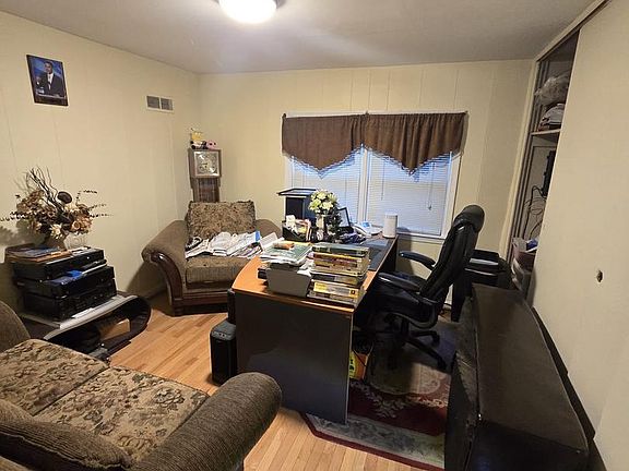 5th image of 3725 Patterson Ave