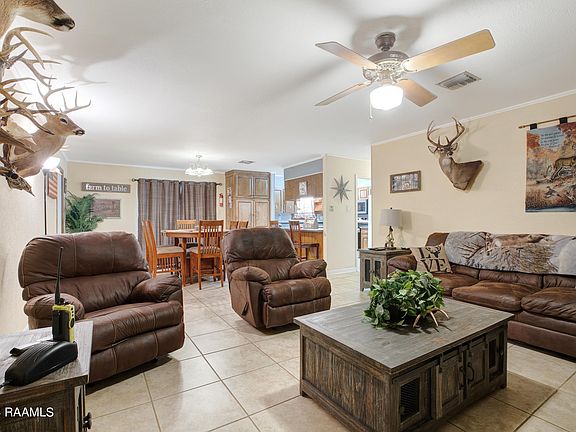 3rd image of 117 Dayna Dr