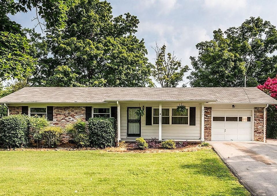 1st image of 3521 Plumwood Dr
