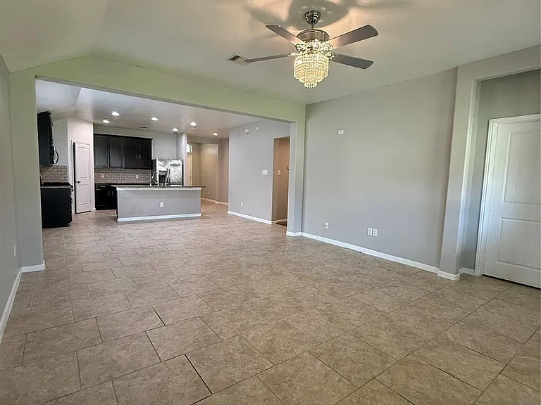 3042 Specklebelly Dr — Photo 6