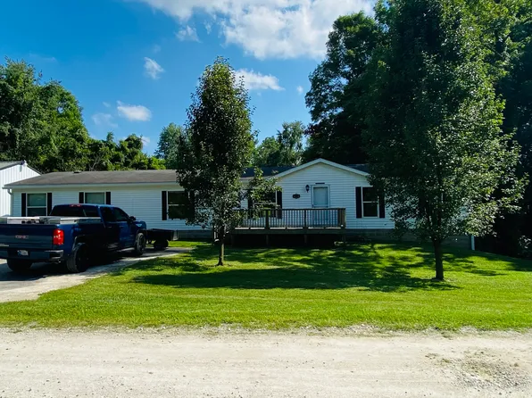 2309 Deer Creek Dr, Greencastle, IN 46135