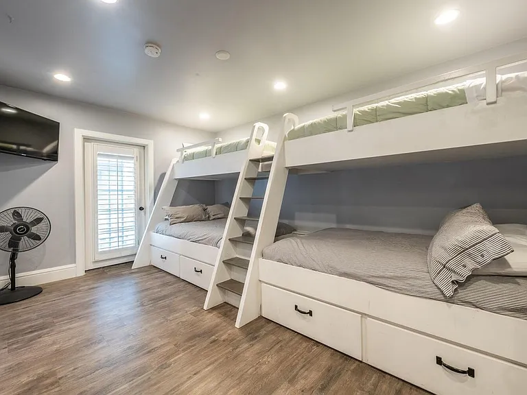 1325 Lowell Ave #5000 — Photo 15