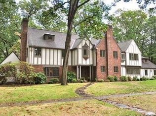 133 Colony Rd, Longmeadow, MA 01106