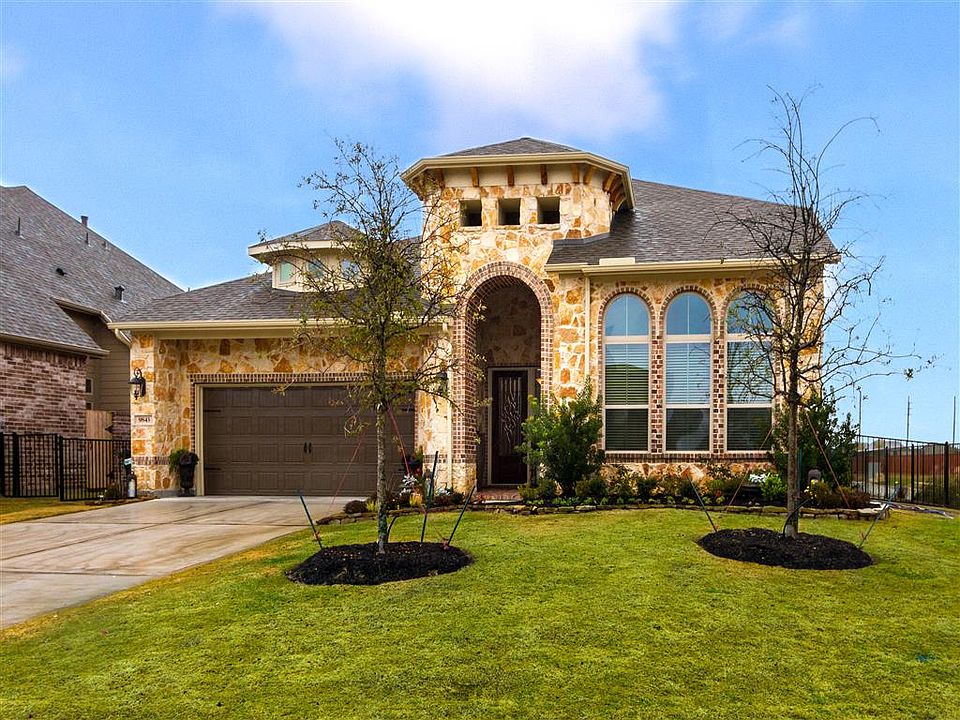 1st image of 9843 Primrose Park Ln