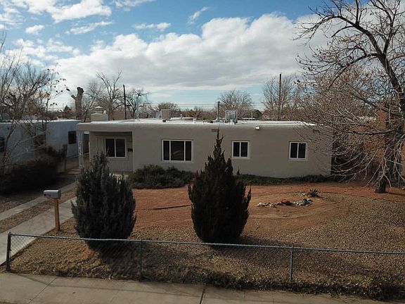 3rd image of 2513 Cagua Dr NE
