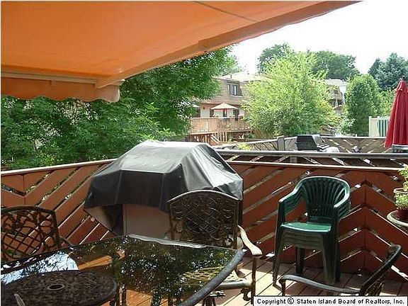 5th image of 78 Ramapo Ave